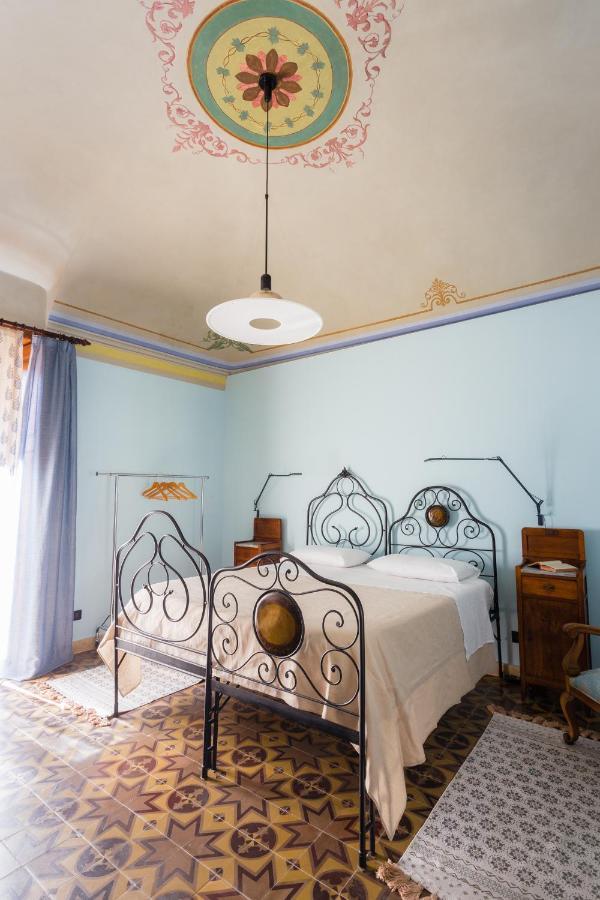 Palazzo Previtera Hotel Linguaglossa Bagian luar foto