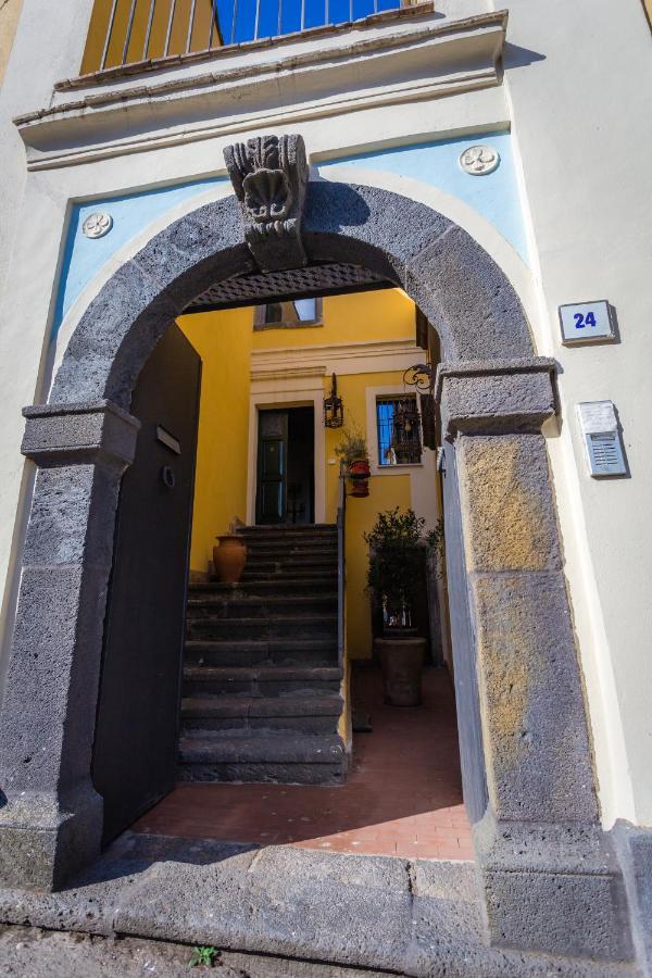 Palazzo Previtera Hotel Linguaglossa Bagian luar foto
