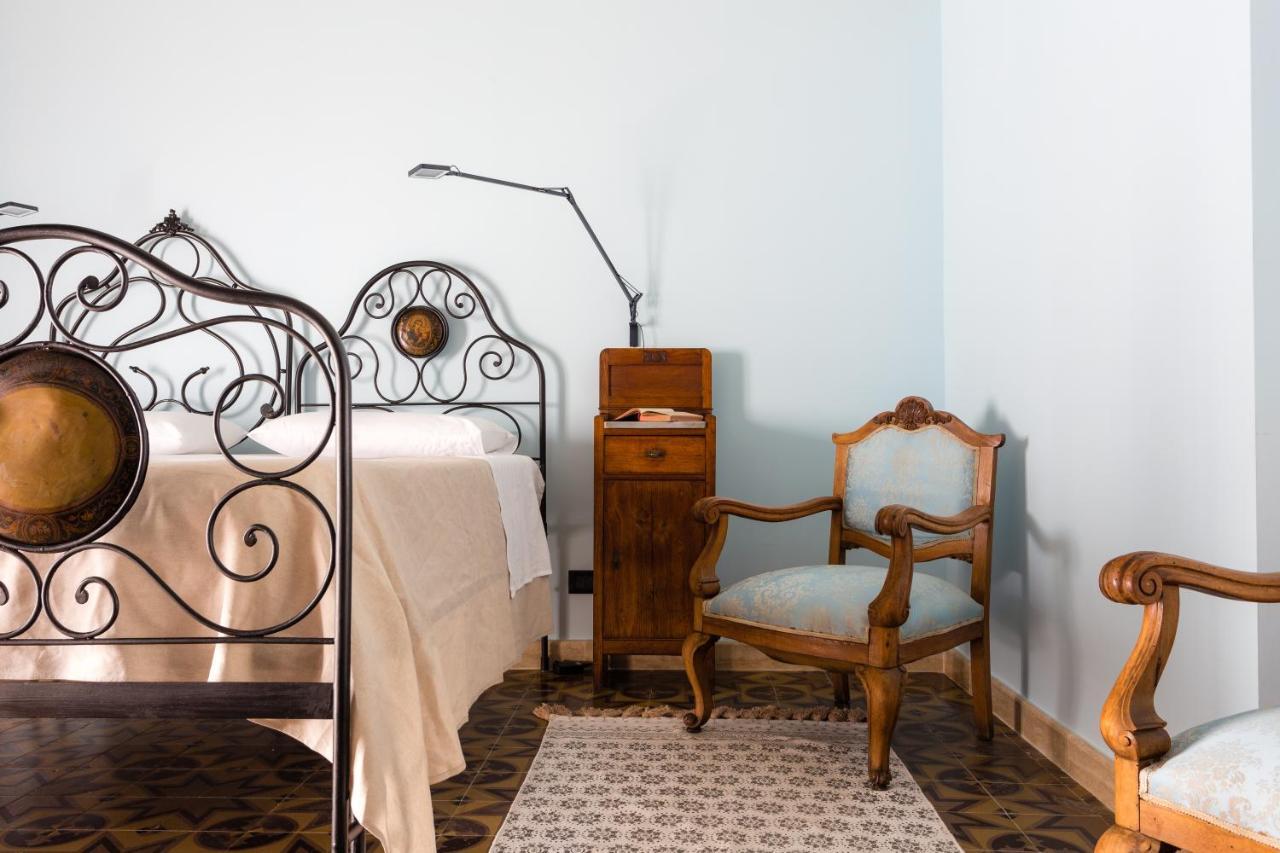 Palazzo Previtera Hotel Linguaglossa Bagian luar foto
