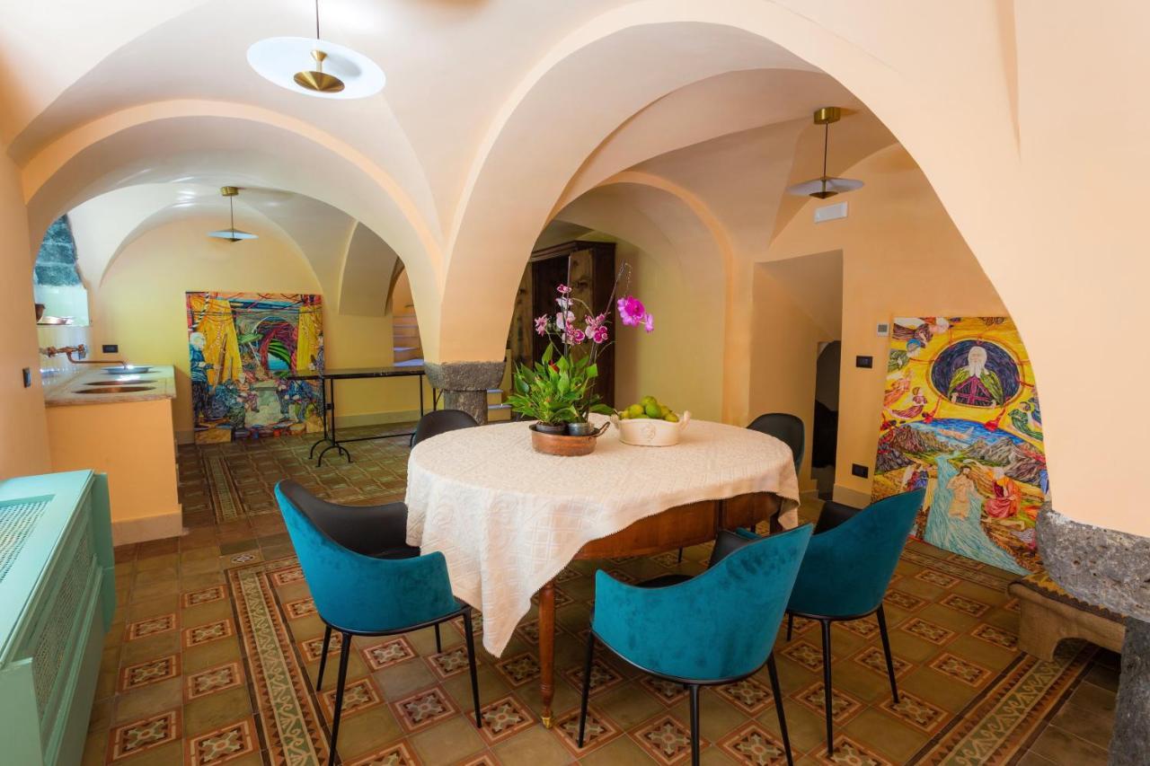 Palazzo Previtera Hotel Linguaglossa Bagian luar foto