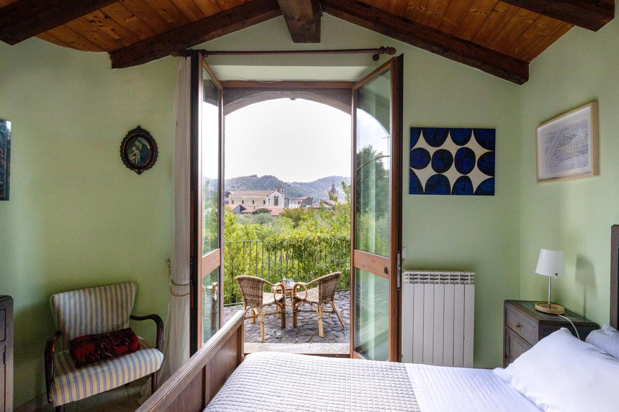 Palazzo Previtera Hotel Linguaglossa Ruang foto