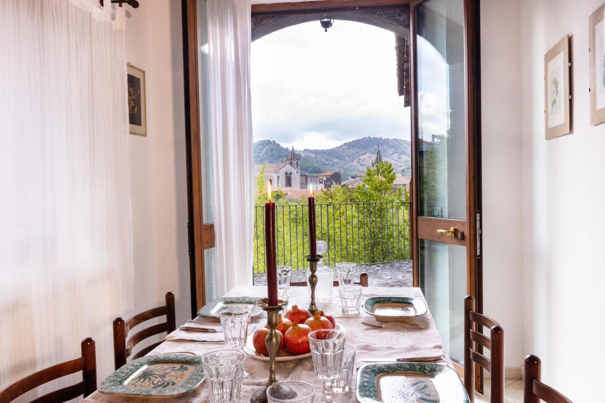 Palazzo Previtera Hotel Linguaglossa Ruang foto